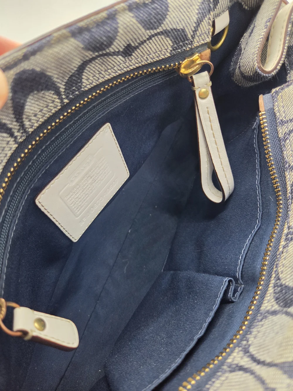 Coach shoulder bag